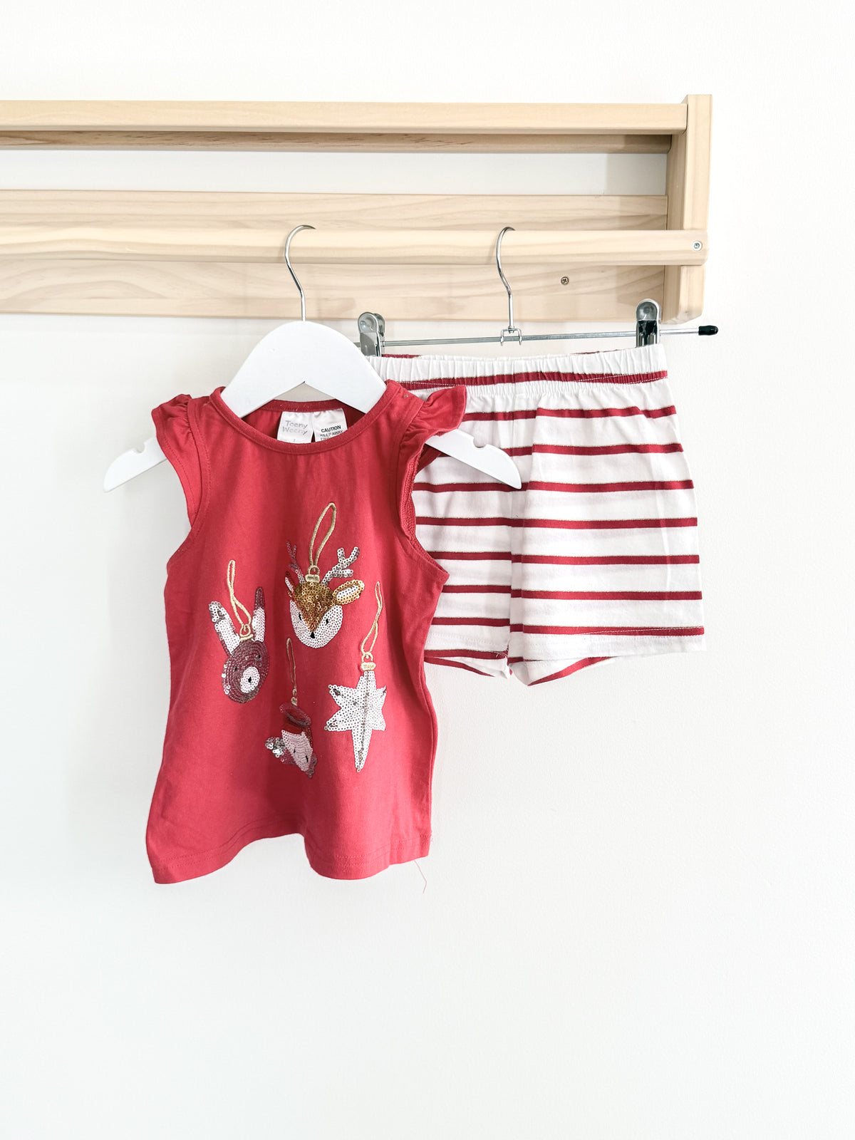 🎄 Teeny Weeny xmas sequin baubles PJ set (18-24m)