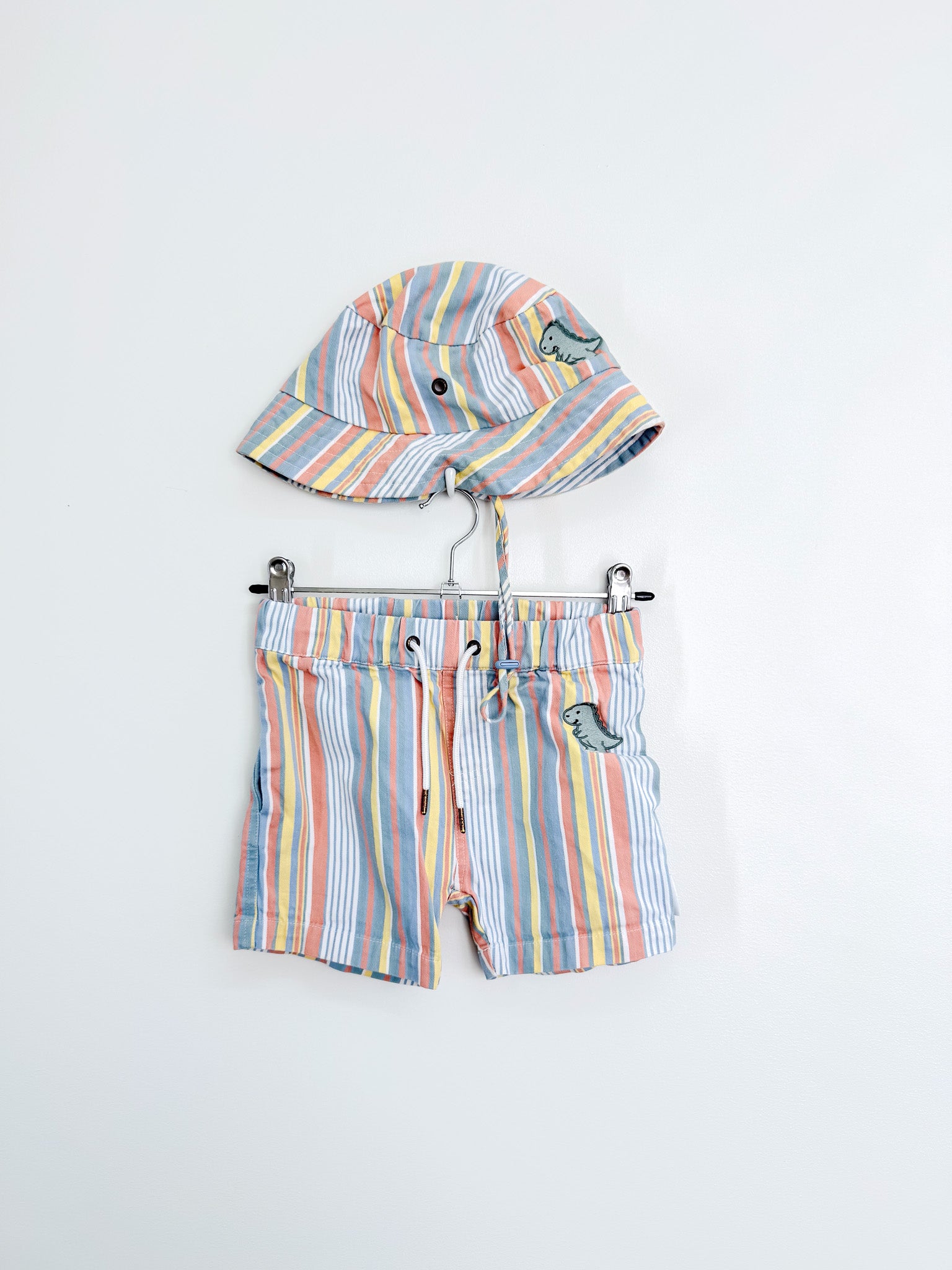 Hux retro stripe shorts + bucket at (4y)