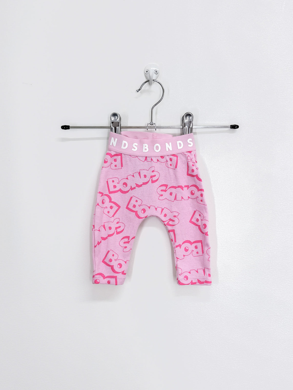 Bonds rib leggings - pink logo (newborn)
