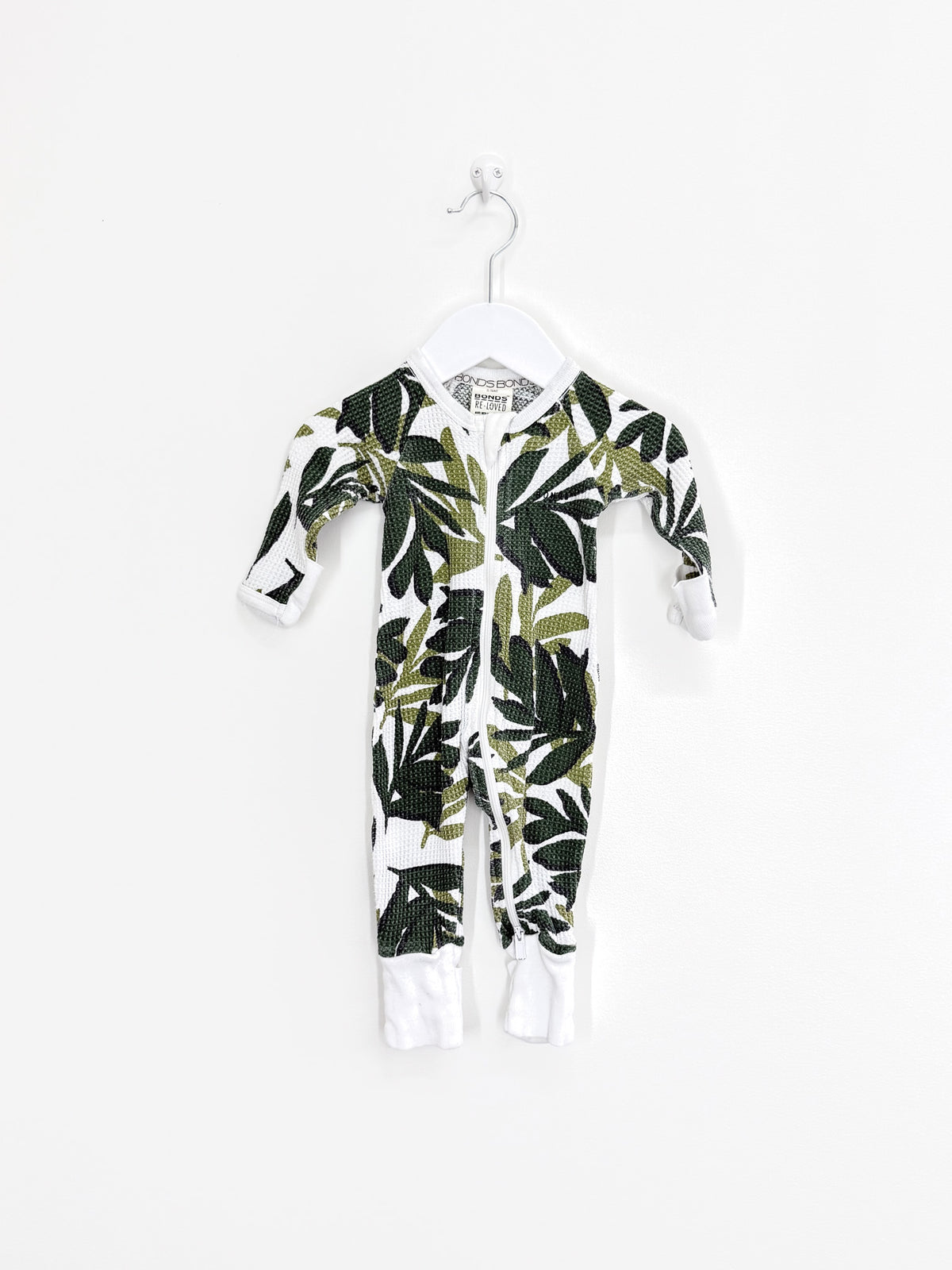 Bonds re-loved waffle wondersuit - palm leaves (0-3m)