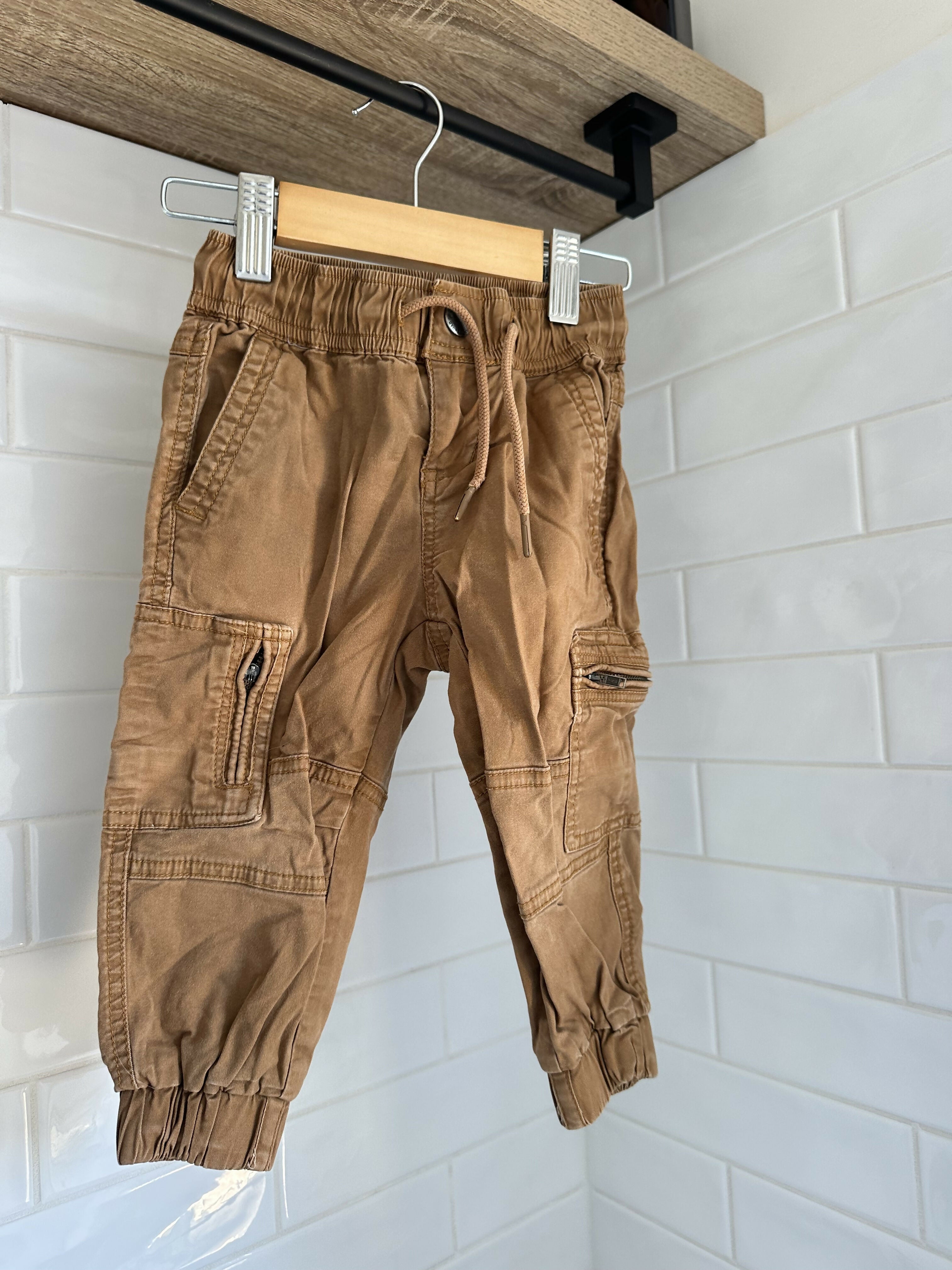 Country Road Cargo Pants (2YR)